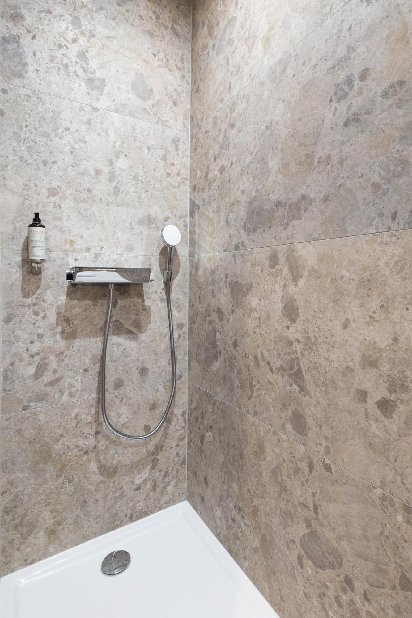 Appart Hotel Coraline - Genas Lyon Eurexpo المظهر الخارجي الصورة